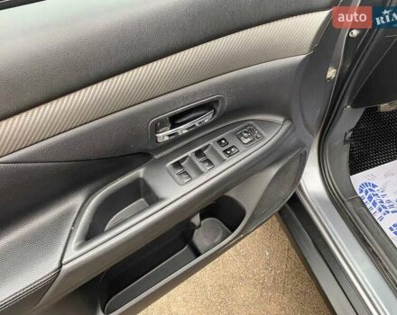 Серый Мицубиси Аутлендер, объемом двигателя 2.3 л и пробегом 262 тыс. км за 16500 $, фото 9 на Automoto.ua