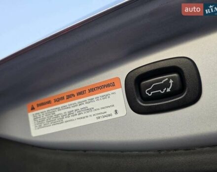 Серый Мицубиси Аутлендер, объемом двигателя 2.36 л и пробегом 164 тыс. км за 17900 $, фото 20 на Automoto.ua