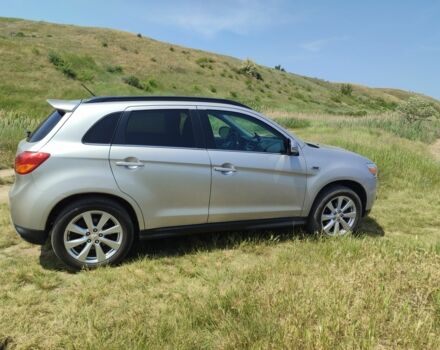 Серый Мицубиси Аутлендер, объемом двигателя 2.4 л и пробегом 132 тыс. км за 12300 $, фото 4 на Automoto.ua