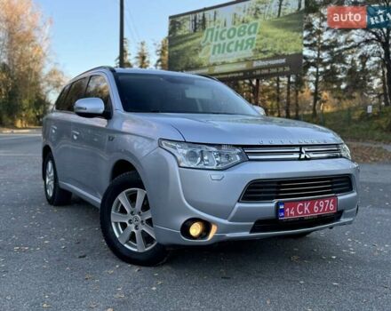Серый Мицубиси Аутлендер, объемом двигателя 2 л и пробегом 200 тыс. км за 13999 $, фото 7 на Automoto.ua