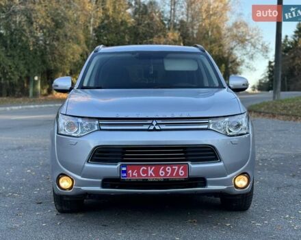 Серый Мицубиси Аутлендер, объемом двигателя 2 л и пробегом 200 тыс. км за 13999 $, фото 18 на Automoto.ua
