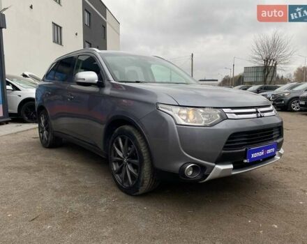Серый Мицубиси Аутлендер, объемом двигателя 2.3 л и пробегом 262 тыс. км за 16500 $, фото 2 на Automoto.ua