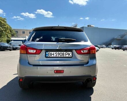 Серый Мицубиси Аутлендер, объемом двигателя 2 л и пробегом 167 тыс. км за 12900 $, фото 4 на Automoto.ua