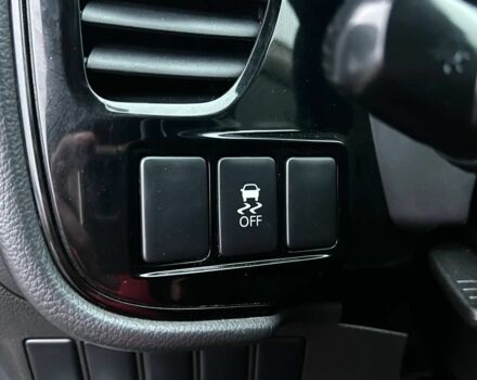 Серый Мицубиси Аутлендер, объемом двигателя 2.4 л и пробегом 205 тыс. км за 13400 $, фото 12 на Automoto.ua