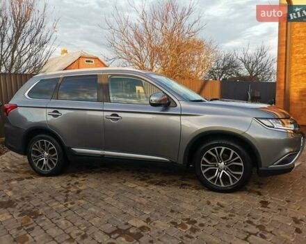 Серый Мицубиси Аутлендер, объемом двигателя 2.3 л и пробегом 130 тыс. км за 16500 $, фото 6 на Automoto.ua