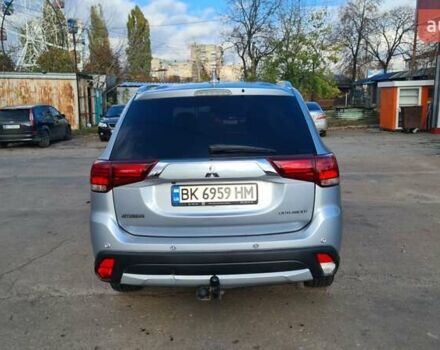 Серый Мицубиси Аутлендер, объемом двигателя 2.3 л и пробегом 253 тыс. км за 18500 $, фото 8 на Automoto.ua