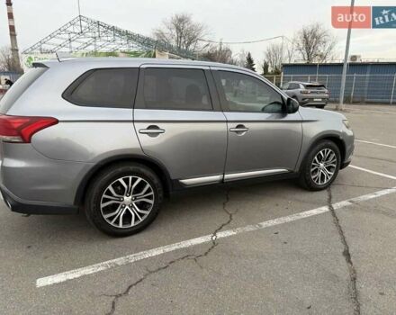 Сірий Міцубісі Аутлендер, об'ємом двигуна 2.36 л та пробігом 147 тис. км за 13200 $, фото 2 на Automoto.ua