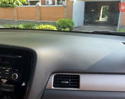 Серый Мицубиси Аутлендер, объемом двигателя 2 л и пробегом 44 тыс. км за 17900 $, фото 47 на Automoto.ua