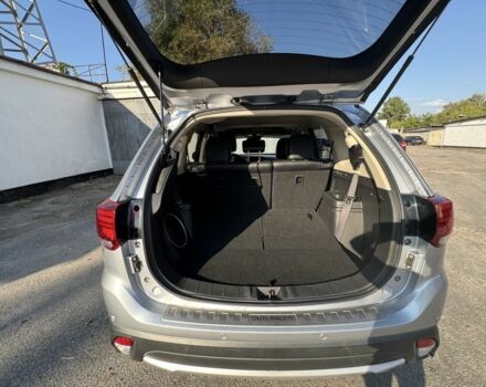 Серый Мицубиси Аутлендер, объемом двигателя 2.4 л и пробегом 125 тыс. км за 17800 $, фото 12 на Automoto.ua