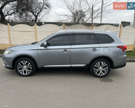 Сірий Міцубісі Аутлендер, об'ємом двигуна 3 л та пробігом 190 тис. км за 16500 $, фото 8 на Automoto.ua