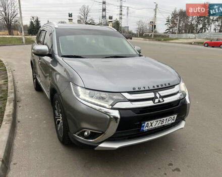 Сірий Міцубісі Аутлендер, об'ємом двигуна 3 л та пробігом 190 тис. км за 16500 $, фото 3 на Automoto.ua
