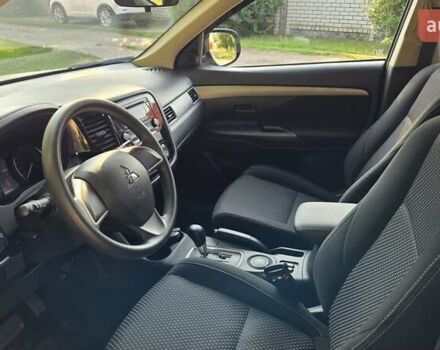 Серый Мицубиси Аутлендер, объемом двигателя 2 л и пробегом 44 тыс. км за 17900 $, фото 58 на Automoto.ua