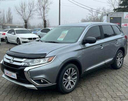 Серый Мицубиси Аутлендер, объемом двигателя 2.4 л и пробегом 205 тыс. км за 13400 $, фото 2 на Automoto.ua