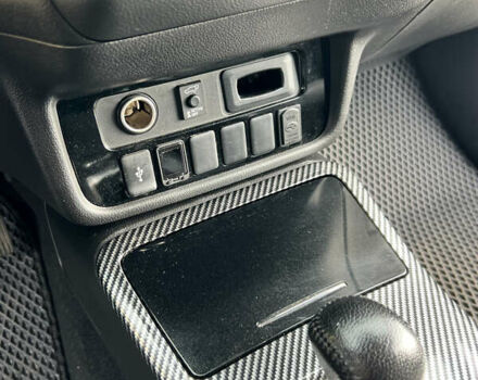 Сірий Міцубісі Аутлендер, об'ємом двигуна 2.27 л та пробігом 210 тис. км за 22000 $, фото 31 на Automoto.ua