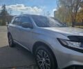 Міцубісі Аутлендер 2016 у Харкові на Automoto.ua Сірий Міцубісі Аутлендер, об'ємом двигуна 2.36 л та пробігом 224 тис. км за 14599 $, фото 7 на Automoto.ua