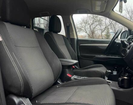 Серый Мицубиси Аутлендер, объемом двигателя 2.4 л и пробегом 160 тыс. км за 14900 $, фото 14 на Automoto.ua