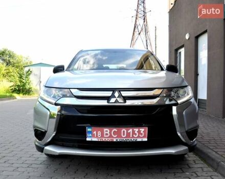Міцубісі Аутлендер 2016 у Львові на Automoto.ua Сірий Міцубісі Аутлендер, об'ємом двигуна 2.36 л та пробігом 256 тис. км за 11700 $, фото 4 на Automoto.ua