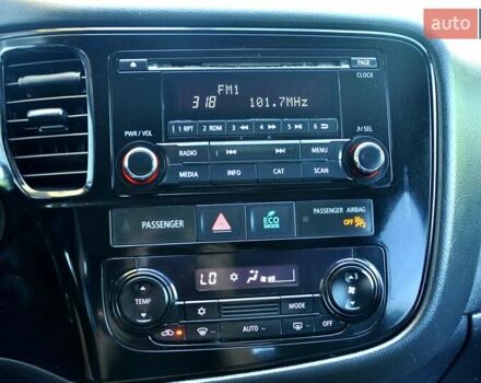 Міцубісі Аутлендер 2016 у Львові на Automoto.ua Сірий Міцубісі Аутлендер, об'ємом двигуна 2.36 л та пробігом 256 тис. км за 11700 $, фото 30 на Automoto.ua