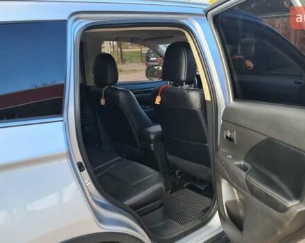 Серый Мицубиси Аутлендер, объемом двигателя 2.3 л и пробегом 253 тыс. км за 18500 $, фото 13 на Automoto.ua