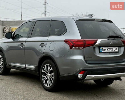 Серый Мицубиси Аутлендер, объемом двигателя 2.4 л и пробегом 148 тыс. км за 12500 $, фото 5 на Automoto.ua