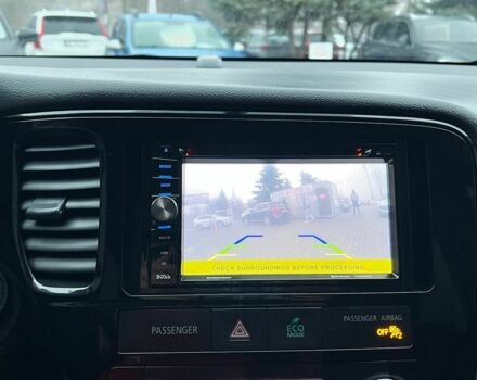 Серый Мицубиси Аутлендер, объемом двигателя 2.4 л и пробегом 205 тыс. км за 13400 $, фото 9 на Automoto.ua