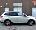 Міцубісі Аутлендер 2016 у Львові на Automoto.ua Сірий Міцубісі Аутлендер, об'ємом двигуна 2.36 л та пробігом 256 тис. км за 11700 $, фото 7 на Automoto.ua