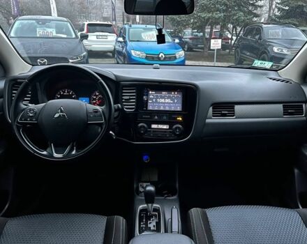 Серый Мицубиси Аутлендер, объемом двигателя 2.4 л и пробегом 205 тыс. км за 13400 $, фото 13 на Automoto.ua