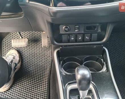 Серый Мицубиси Аутлендер, объемом двигателя 2.3 л и пробегом 253 тыс. км за 18500 $, фото 14 на Automoto.ua