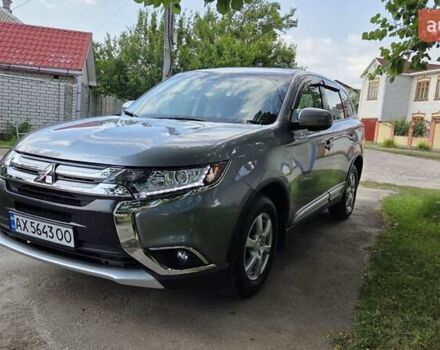 Серый Мицубиси Аутлендер, объемом двигателя 2 л и пробегом 44 тыс. км за 17900 $, фото 2 на Automoto.ua