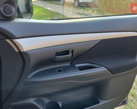 Серый Мицубиси Аутлендер, объемом двигателя 2 л и пробегом 44 тыс. км за 17900 $, фото 50 на Automoto.ua