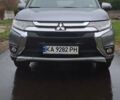 Серый Мицубиси Аутлендер, объемом двигателя 2.36 л и пробегом 160 тыс. км за 12999 $, фото 5 на Automoto.ua