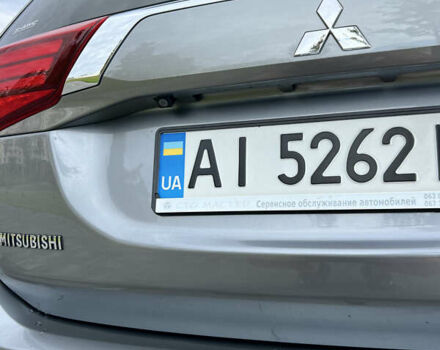 Сірий Міцубісі Аутлендер, об'ємом двигуна 2.27 л та пробігом 210 тис. км за 22000 $, фото 39 на Automoto.ua