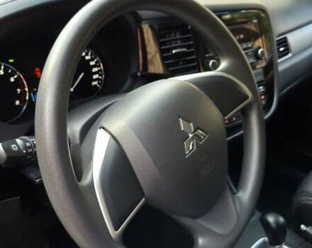 Серый Мицубиси Аутлендер, объемом двигателя 2 л и пробегом 44 тыс. км за 17900 $, фото 64 на Automoto.ua