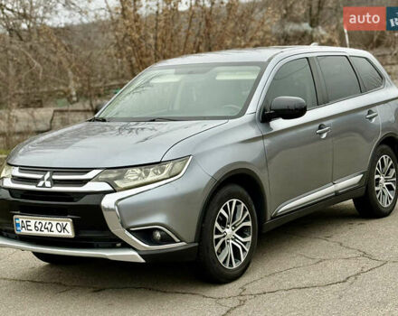 Серый Мицубиси Аутлендер, объемом двигателя 2.4 л и пробегом 148 тыс. км за 12500 $, фото 3 на Automoto.ua