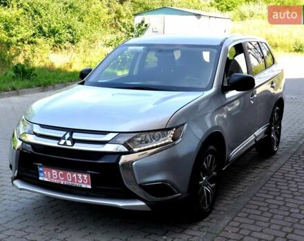 Міцубісі Аутлендер 2016 у Львові на Automoto.ua Сірий Міцубісі Аутлендер, об'ємом двигуна 2.36 л та пробігом 256 тис. км за 11700 $, фото 31 на Automoto.ua