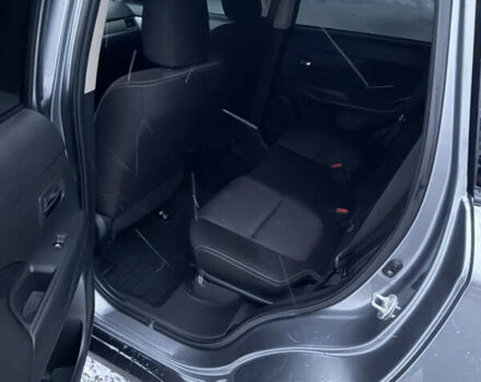 Серый Мицубиси Аутлендер, объемом двигателя 2.36 л и пробегом 205 тыс. км за 13400 $, фото 6 на Automoto.ua