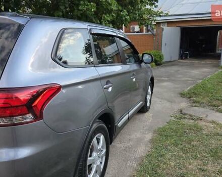 Серый Мицубиси Аутлендер, объемом двигателя 2 л и пробегом 44 тыс. км за 17900 $, фото 7 на Automoto.ua