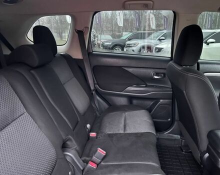 Серый Мицубиси Аутлендер, объемом двигателя 2.4 л и пробегом 205 тыс. км за 13400 $, фото 18 на Automoto.ua