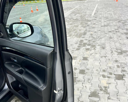 Сірий Міцубісі Аутлендер, об'ємом двигуна 2.27 л та пробігом 210 тис. км за 22000 $, фото 23 на Automoto.ua