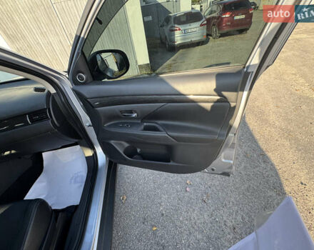 Сірий Міцубісі Аутлендер, об'ємом двигуна 2.36 л та пробігом 123 тис. км за 17400 $, фото 9 на Automoto.ua