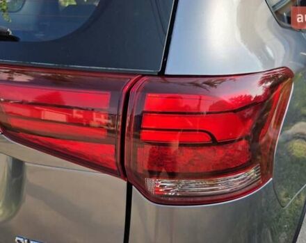 Серый Мицубиси Аутлендер, объемом двигателя 2 л и пробегом 44 тыс. км за 17900 $, фото 39 на Automoto.ua