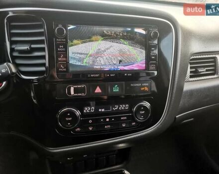 Серый Мицубиси Аутлендер, объемом двигателя 2.3 л и пробегом 130 тыс. км за 16500 $, фото 12 на Automoto.ua