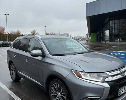 Сірий Міцубісі Аутлендер, об'ємом двигуна 3 л та пробігом 214 тис. км за 16000 $, фото 8 на Automoto.ua