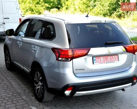 Міцубісі Аутлендер 2016 у Львові на Automoto.ua Сірий Міцубісі Аутлендер, об'ємом двигуна 2.36 л та пробігом 256 тис. км за 11700 $, фото 33 на Automoto.ua