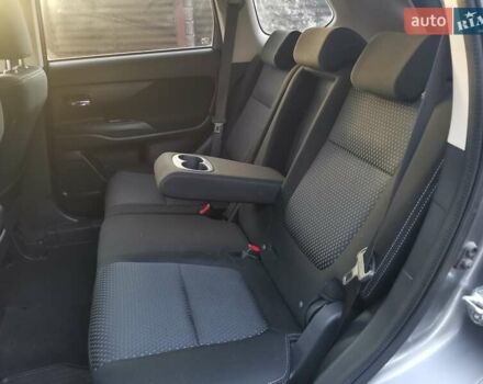 Серый Мицубиси Аутлендер, объемом двигателя 2.3 л и пробегом 130 тыс. км за 16500 $, фото 16 на Automoto.ua