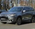 Серый Мицубиси Аутлендер, объемом двигателя 3 л и пробегом 190 тыс. км за 16700 $, фото 1 на Automoto.ua