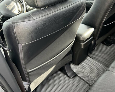 Сірий Міцубісі Аутлендер, об'ємом двигуна 2.27 л та пробігом 210 тис. км за 22000 $, фото 49 на Automoto.ua