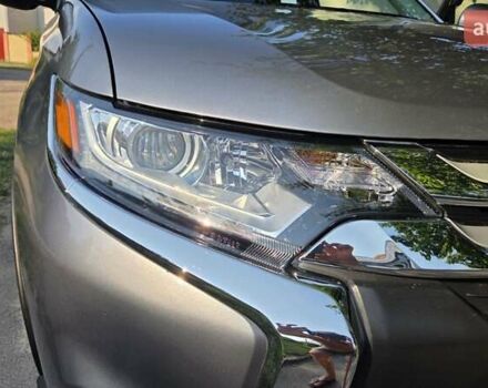 Серый Мицубиси Аутлендер, объемом двигателя 2 л и пробегом 44 тыс. км за 17900 $, фото 62 на Automoto.ua