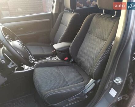 Серый Мицубиси Аутлендер, объемом двигателя 2.3 л и пробегом 130 тыс. км за 16500 $, фото 10 на Automoto.ua