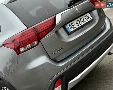 Серый Мицубиси Аутлендер, объемом двигателя 2.4 л и пробегом 148 тыс. км за 12500 $, фото 8 на Automoto.ua